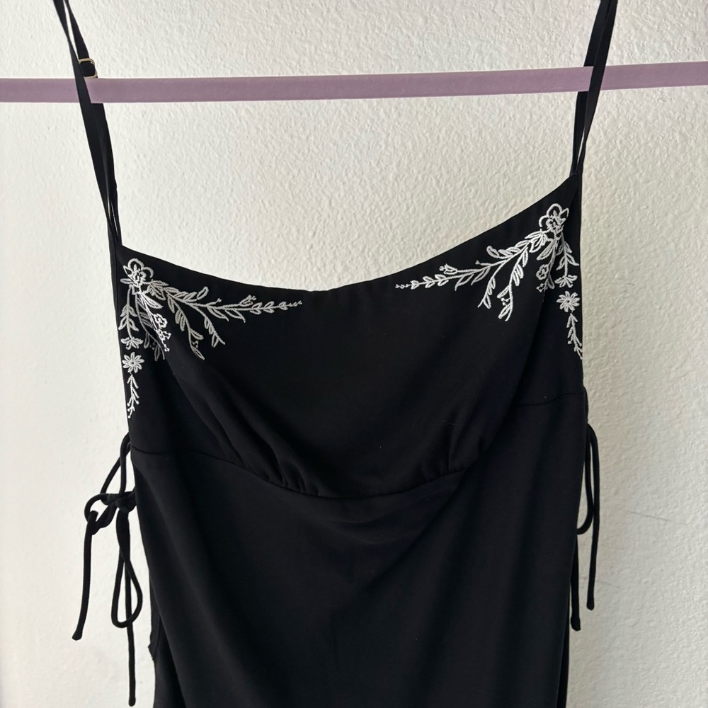 Rumored Meadow Midi Dress in Black - slinky midi with embroidered details - Picture 6 of 7